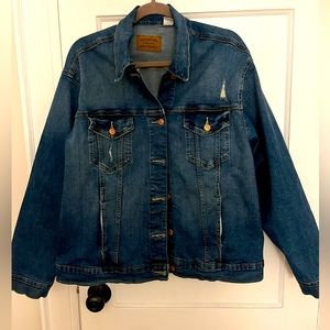 Signature Levi Strauss Women’s Stretch Denim Jean Jacket XL